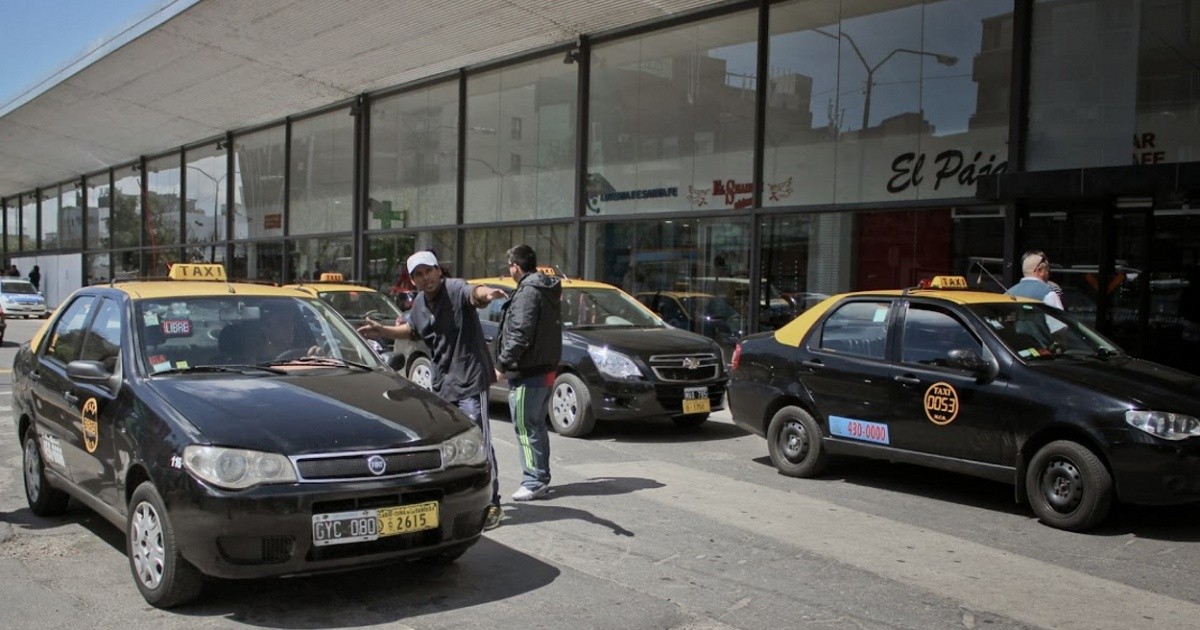 Se aprobó el nuevo aumento de la tarifa de taxis el primer tramo será