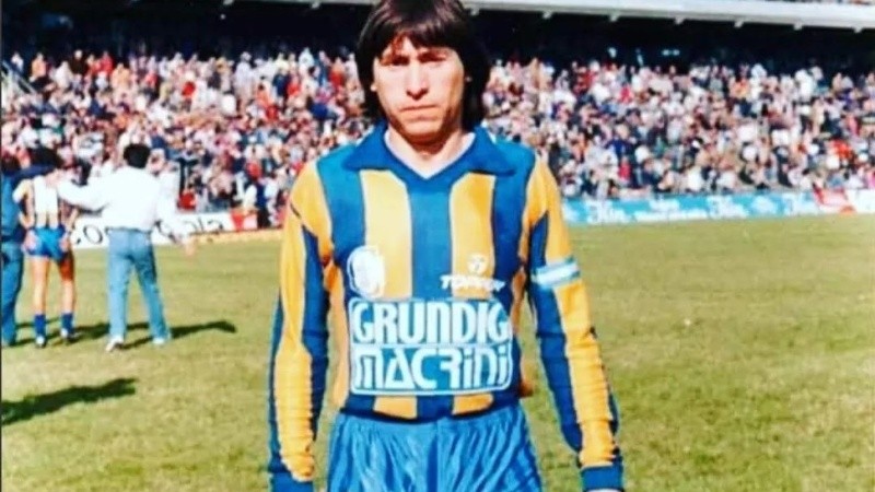 El mendocino jugó en Vélez, Platense, Quilmes y Colón, además de pasar por el Canalla.