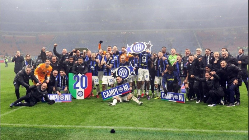 Inter logró el 20º scudetto de su historia.