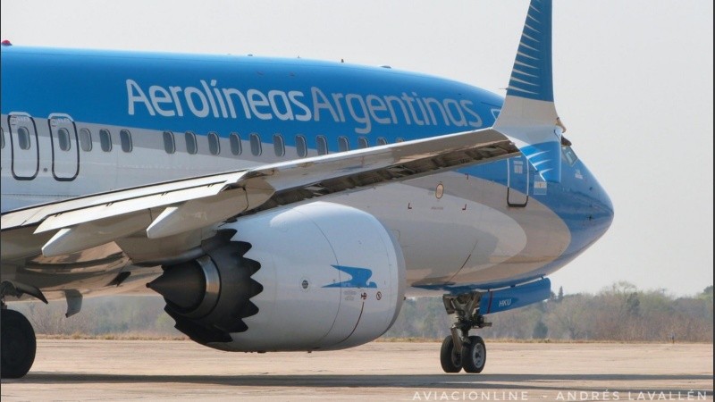 El ajuste de Milei llega a Aerolíneas Argentinas.