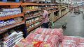 Adorni anticipó que en abril se registró de una “deflación de precios”: “Donde más se notó fue en alimentos y productos de higiene”