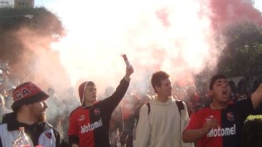 Los hinchas leprosos desataron la alegría por la ciudad.