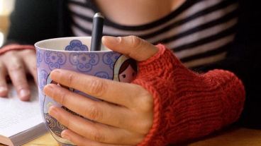 Café caliente para subir la temperatura. O mate, o té, pero caliente.