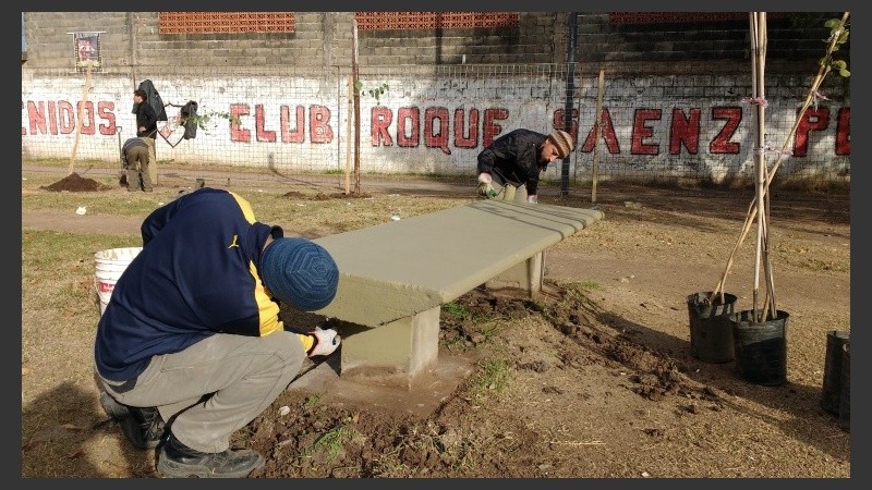 Uno de los trabajos que se realizan en la plaza de zona sur. 