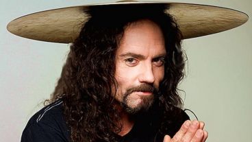 Nick Menza dejó Megadeth cuando le diagnosticaron un tumor en la rodilla.