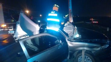 El chofer del VW habría despistado camino al trabajo.