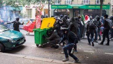 Durante la última semana se sucedieron las protestas y los enfrentamientos con la policía en las calles de París.