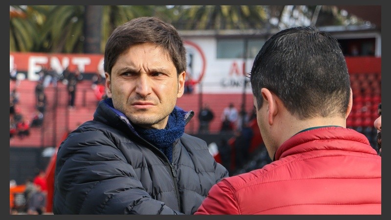 Pullaro se solidarizó con el secretario de Newell's.