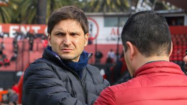 Pullaro se solidarizó con el secretario de Newell's.