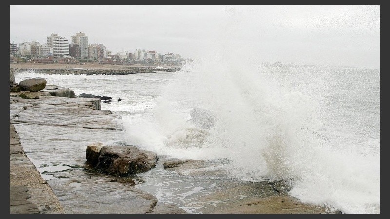 El temporal se siente fuerte en la costa atlántica. 