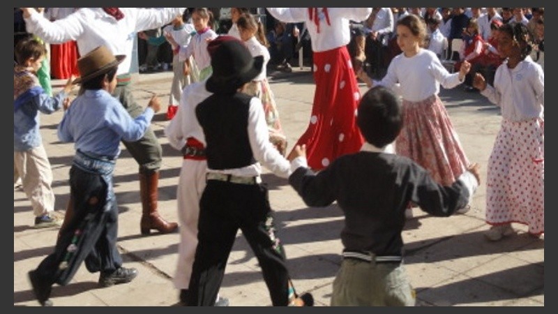 El proyecto busca preservar y difundir el patrimonio ancestral que encierra el genuino saber popular.