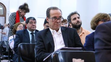 Giustiniani: “No somos levantamanos ni vamos a defender cosas indefendibles".