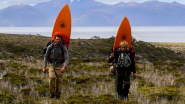 En pantalla: "Península Mitre" largometraje centrado en dos hermanos conocidos como "Gauchos del Mar", que recorrieron las costas sureñas con sus tablas.