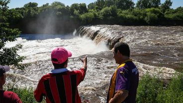 La cascada cerca de la cual fue encontrado el cuerpo del joven.