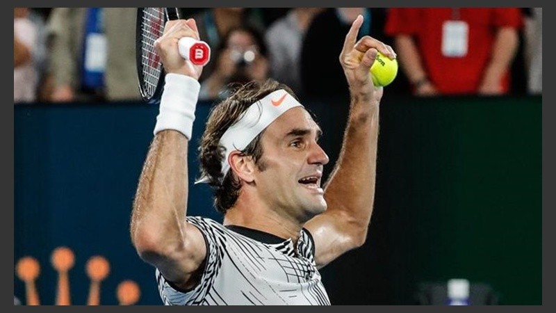 Roger Federer celebrando este domingo en Melbourne.