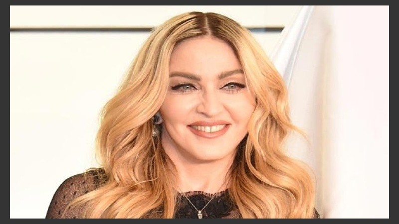 Madonna adoptó a hermanas de Malaui