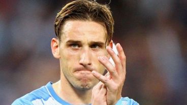 Biglia, en problemas.