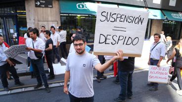 La protesta de los trabajadores en el ministerio de Trabajo.