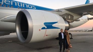 Macri volvió al país en el vuelo AR 1133.