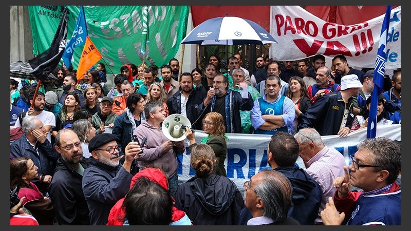 La convocatoria este miércoles frente a Gobernación.