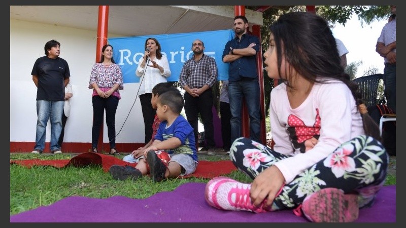 “Estoy muy orgullosa que los niños estén integrados a un objetivo de cuidado”, dijo la intendenta.