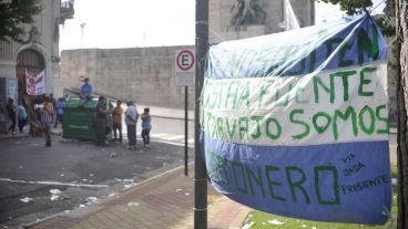 Momentos de tensión se vivieron frente al Palacio Vasallo.