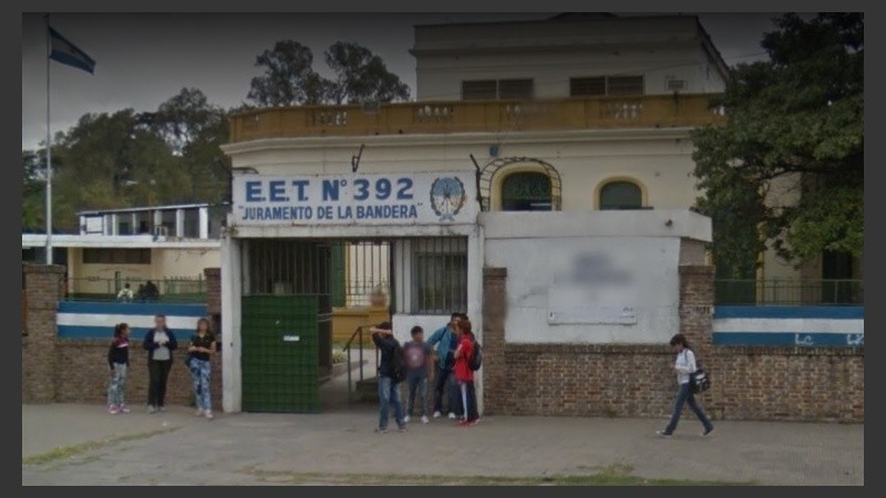 El establecimiento educativo está situado en San Martín al 5700.