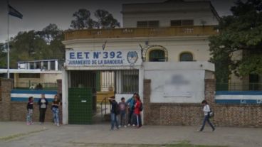 El establecimiento educativo está situado en San Martín al 5700.