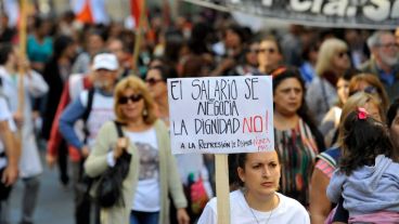 Imágenes de la marcha docente de este martes.