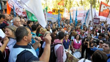 Imágenes de la marcha docente de este martes.