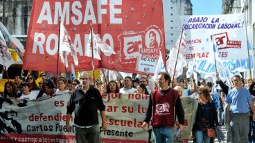 Imágenes de la marcha docente de este martes.