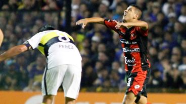 Mazazo en La Boca. Arce marcó un gol histórico para el Patrón.