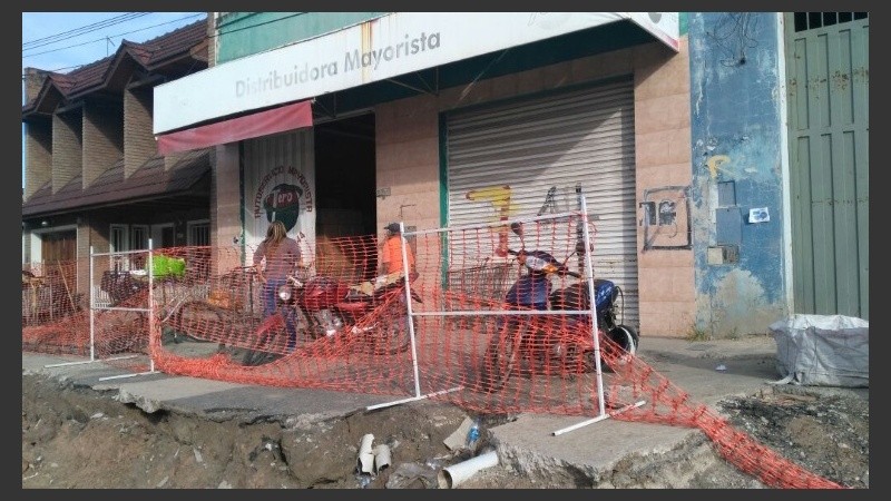 El frente de la mayorista asaltada. 