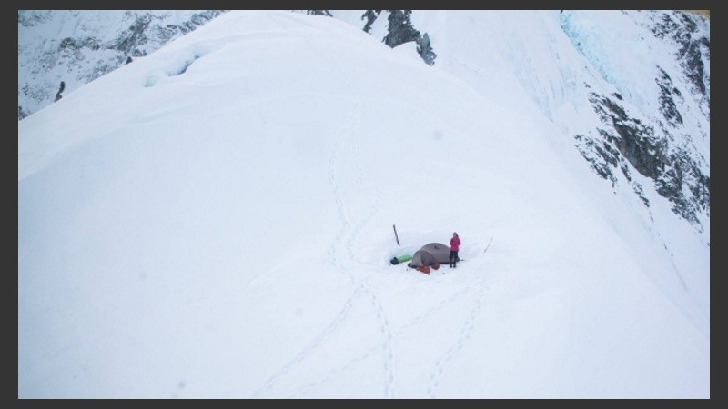 Martínez es una experta escaladora, instructora de esquí y guía de montaña. 