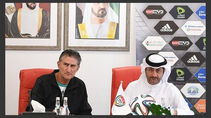 Bauza fue presentando en Emiratos. 