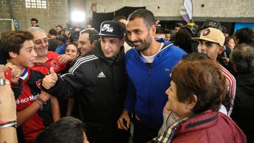 El arquero de Newell´s, Luciano Pocrnjic, también estuvo en el encuentro.