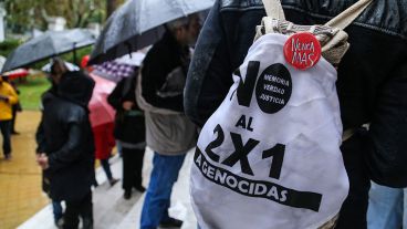 No al 2x1. El mensaje que se vio en los Tribunales Federales.