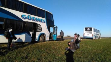 Los pasajeros debieron esperar un coche que también se rompió.