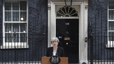 Antes de viajar a Manchester, Theresa May se dirigió a los medios en Londres.