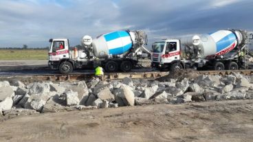 Así arrancaron las obras en el aeropuerto.