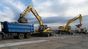 Así arrancaron las obras en el aeropuerto.