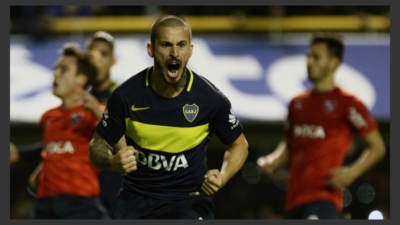 Benedetto apareció otra vez y es el goleador del certamen.