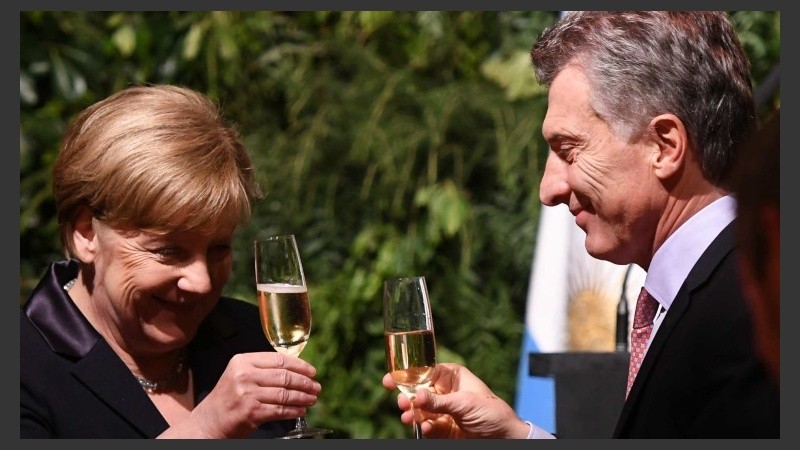 El brindis en la cena realizada en el Centro Cultural Kirchner.