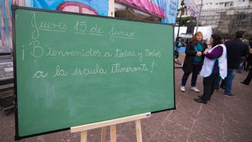 Quedó inaugurada este jueves la escuela Itinerante de los maestros en Rosario.