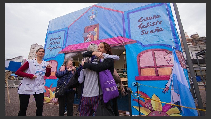 Quedó inaugurada este jueves la escuela Itinerante de los maestros en Rosario.