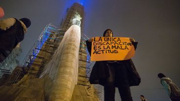 El reclamo en Rosario se realizó en el Monumento.