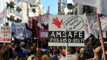 A las 10 habrá protestas en Rioja y Sarmiento.