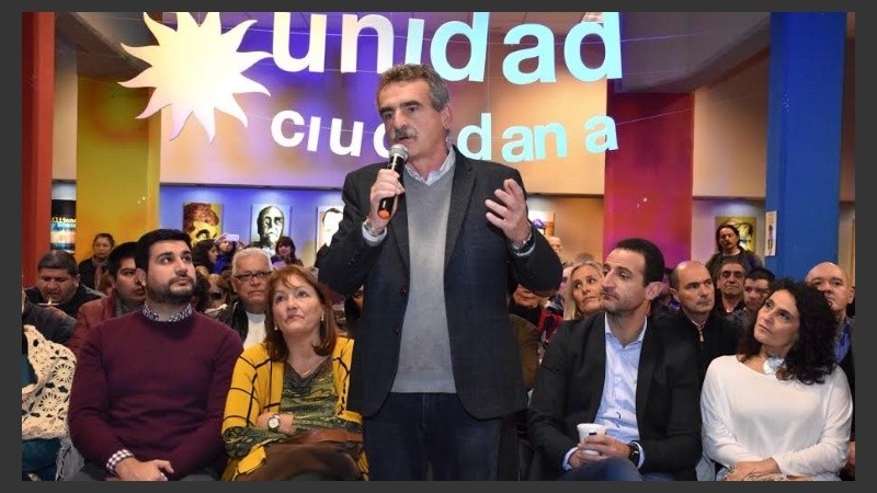 Rossi encabeza la lista de Unidad Ciudadana.