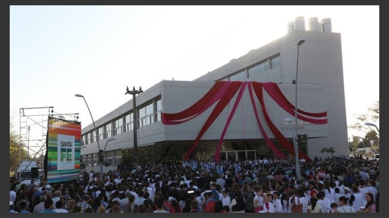 El acto de inauguración del nuevo hospital de Ceres. 