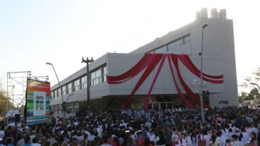 El acto de inauguración del nuevo hospital de Ceres.